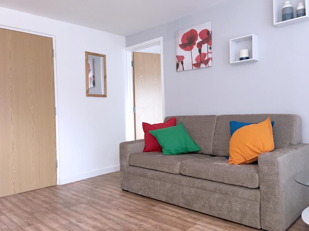 Phoenix House Apartments Уолсал Екстериор снимка