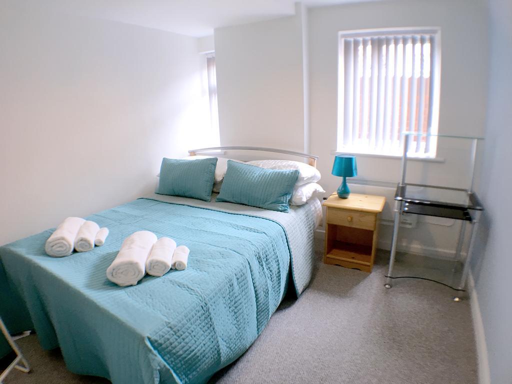 Phoenix House Apartments Уолсал Екстериор снимка