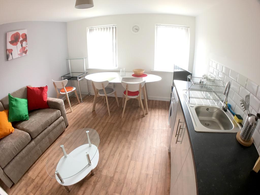 Phoenix House Apartments Уолсал Екстериор снимка